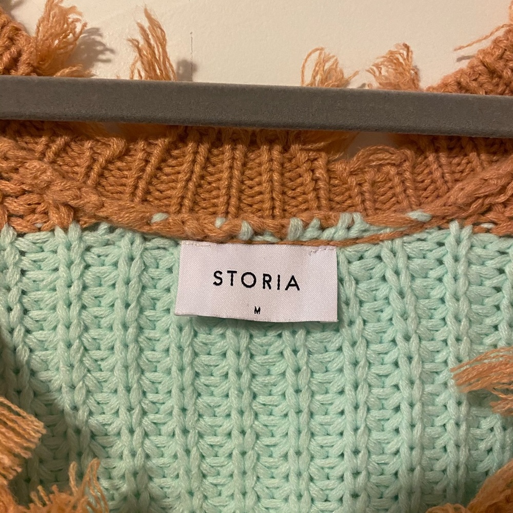 Multicolored Cropped Sweater - Picture 2 of 3